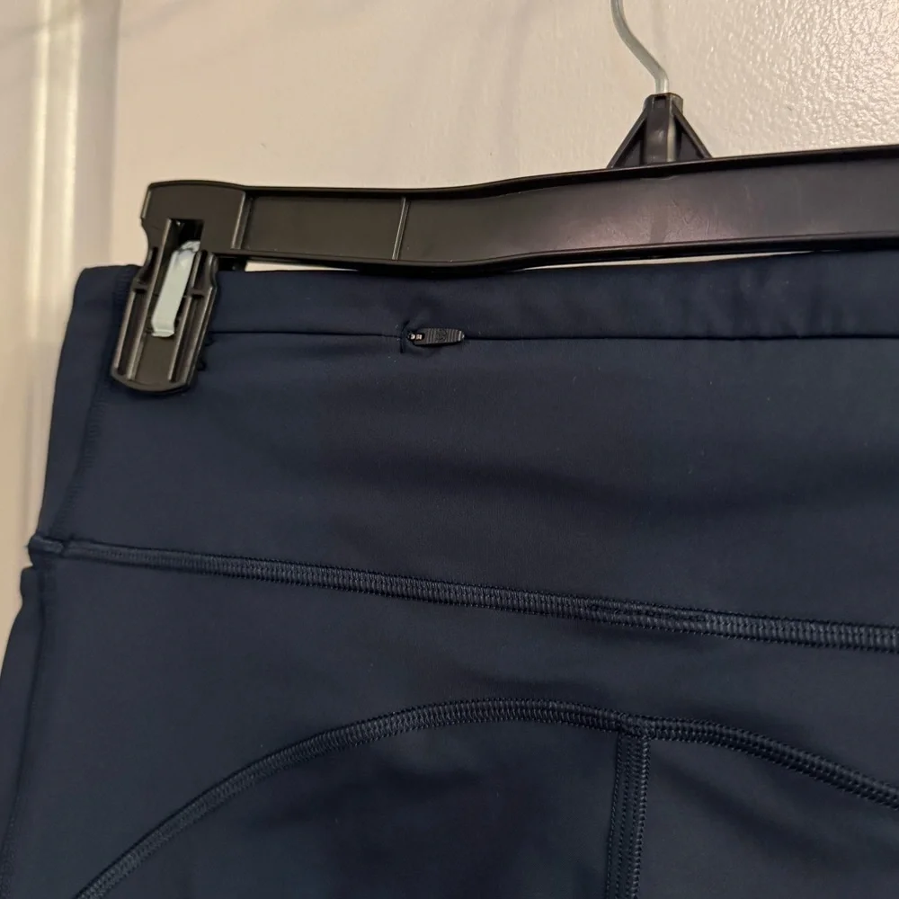 Lululemon Final Lap Crop *23